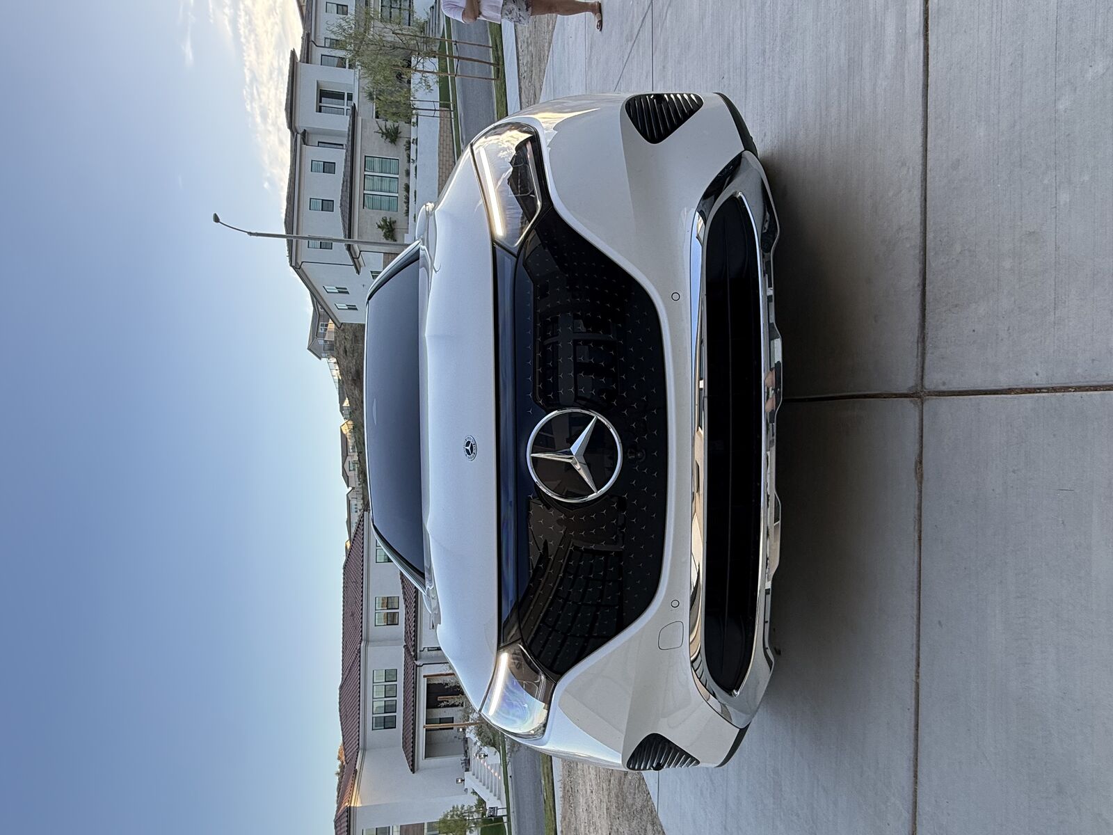 2025 MERCEDES-BENZ EQE-Class SUV