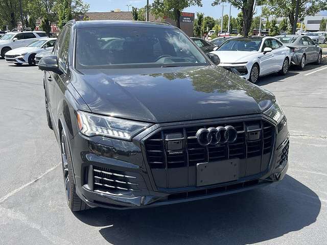 2023 AUDI Q7
