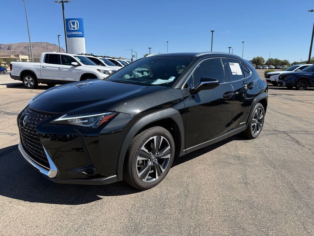 2021 LEXUS UX