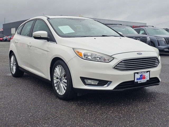 2017 FORD Focus