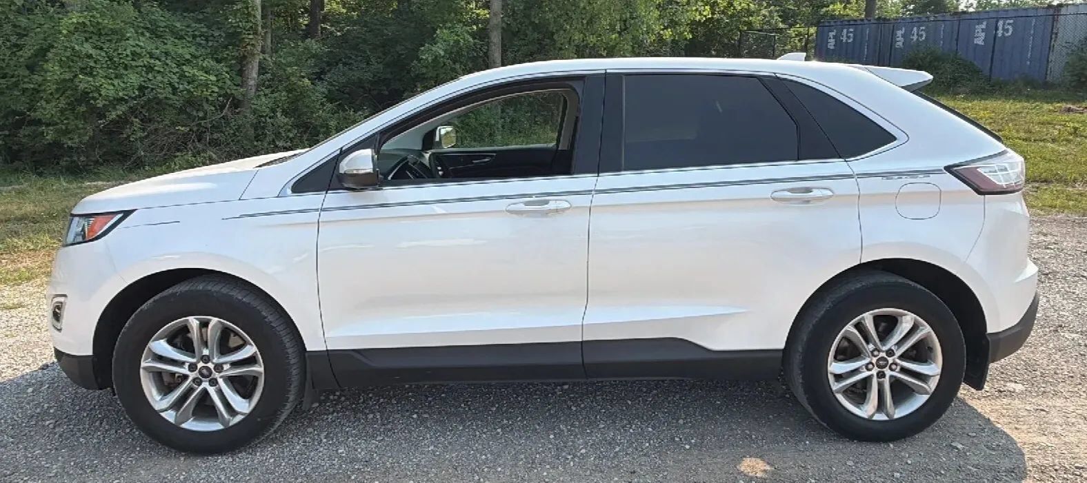 2016 FORD Edge