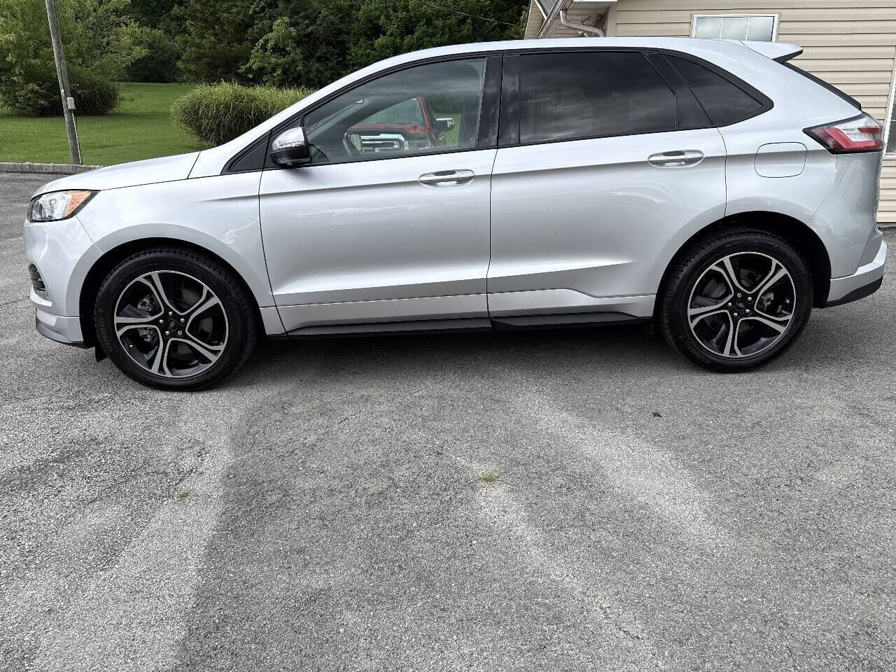 2019 FORD Edge