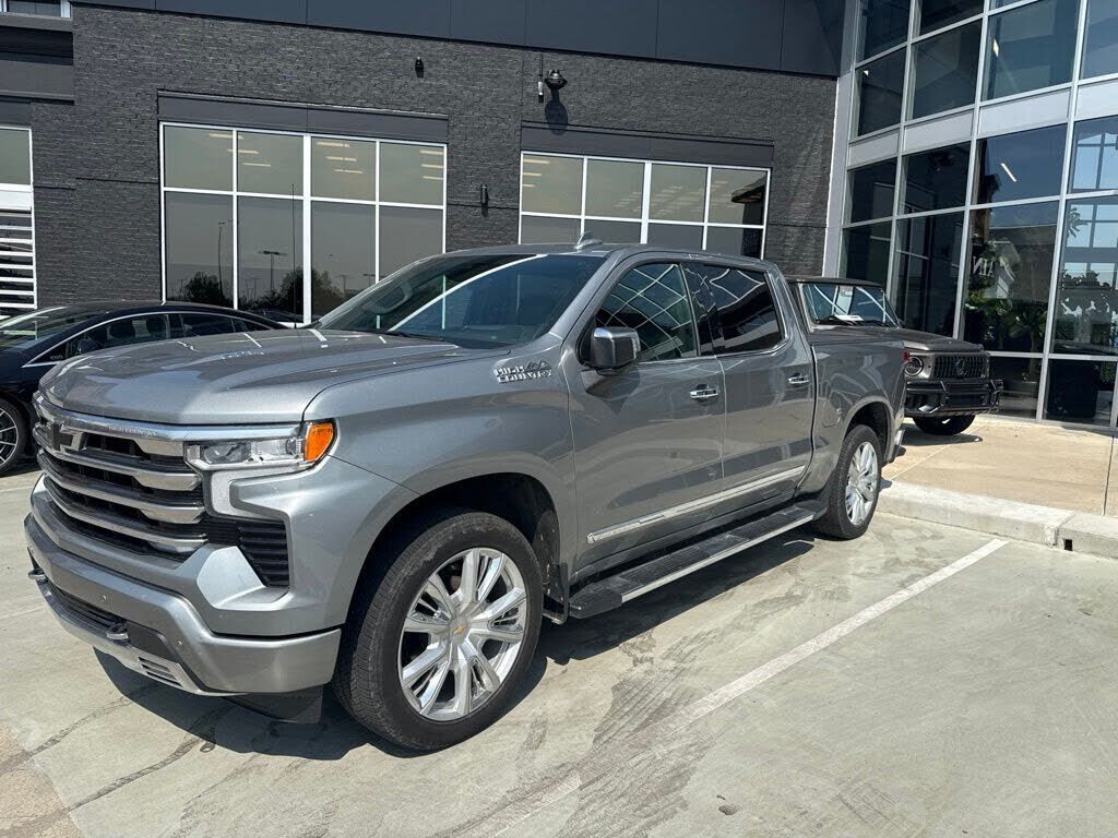 2024 CHEVROLET Silverado