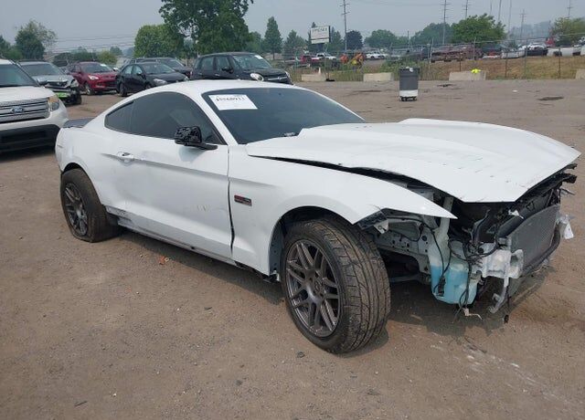2017 FORD Mustang
