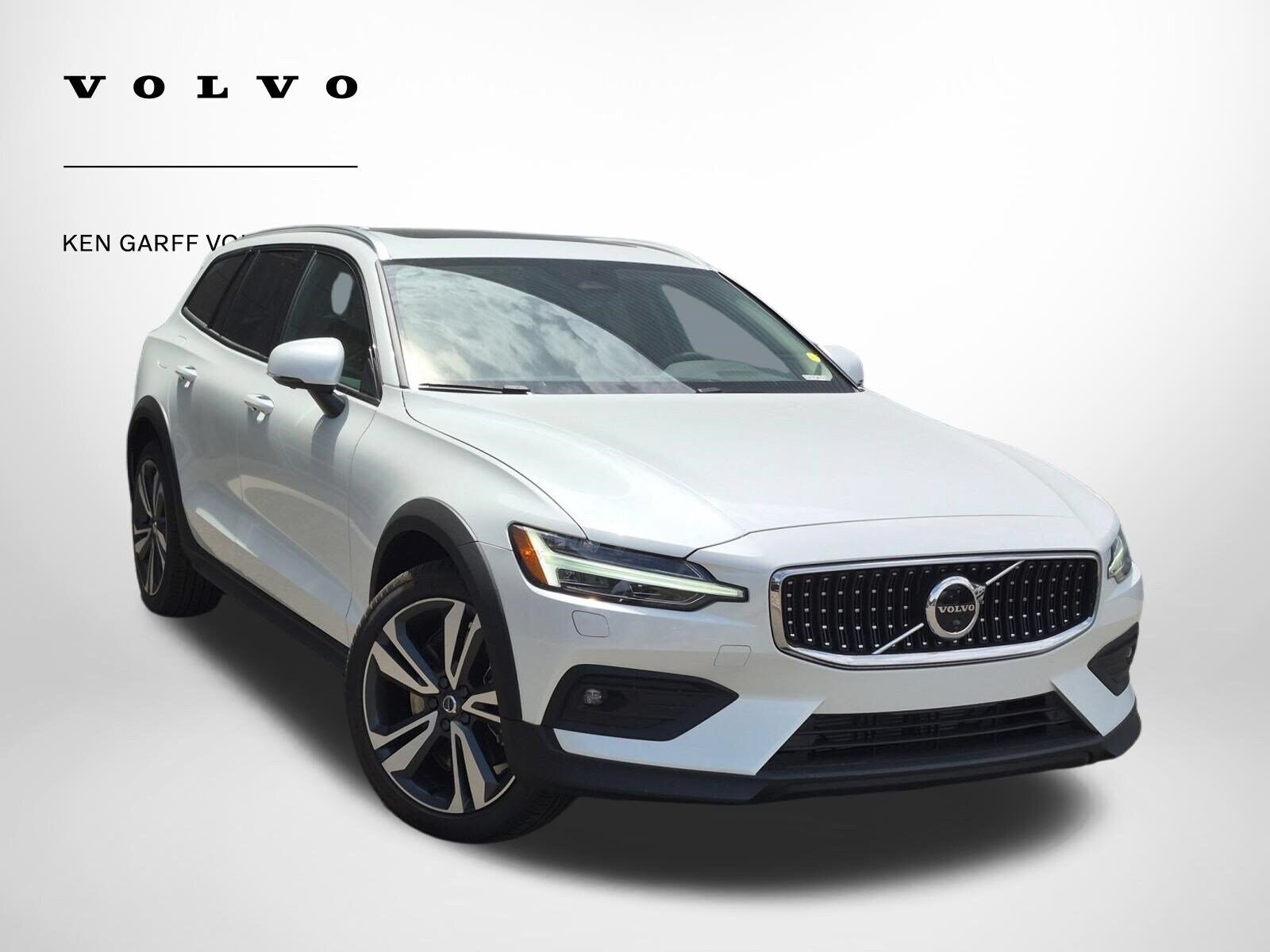 2026 VOLVO V60CC