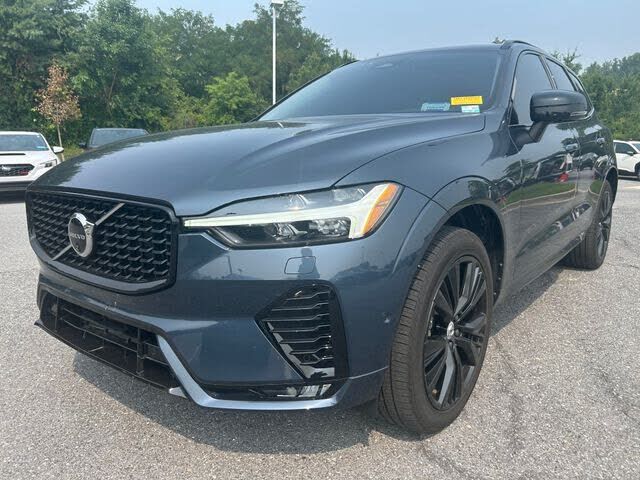 2025 VOLVO XC60