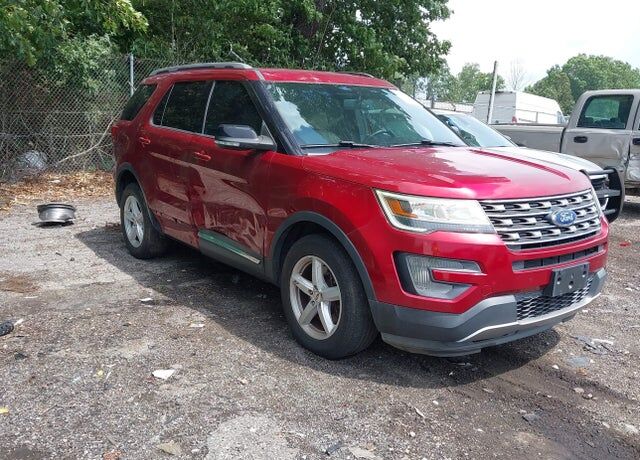 2017 FORD Explorer