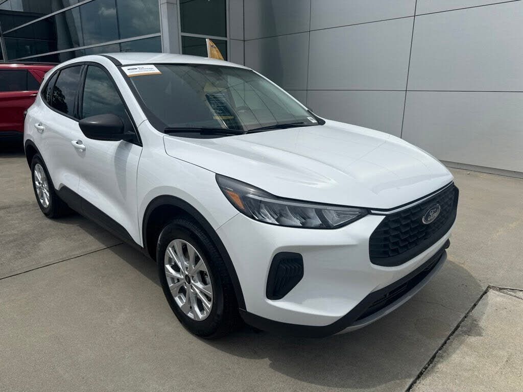 2025 FORD Escape