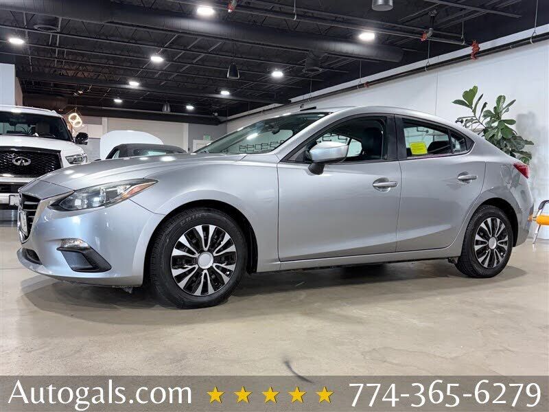 2016 MAZDA Mazda3