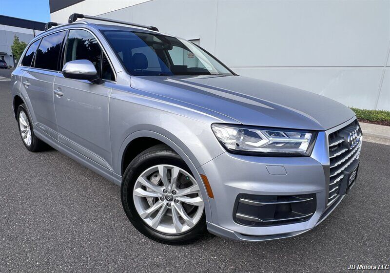 2017 AUDI Q7