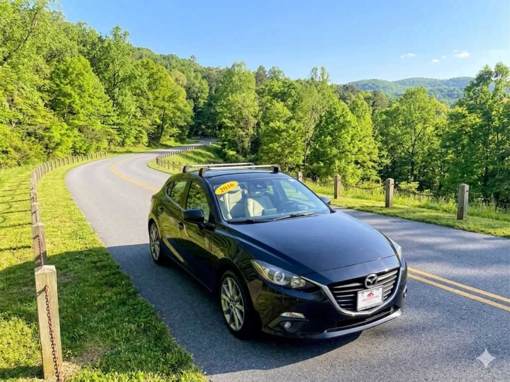 2018 MAZDA Mazda3