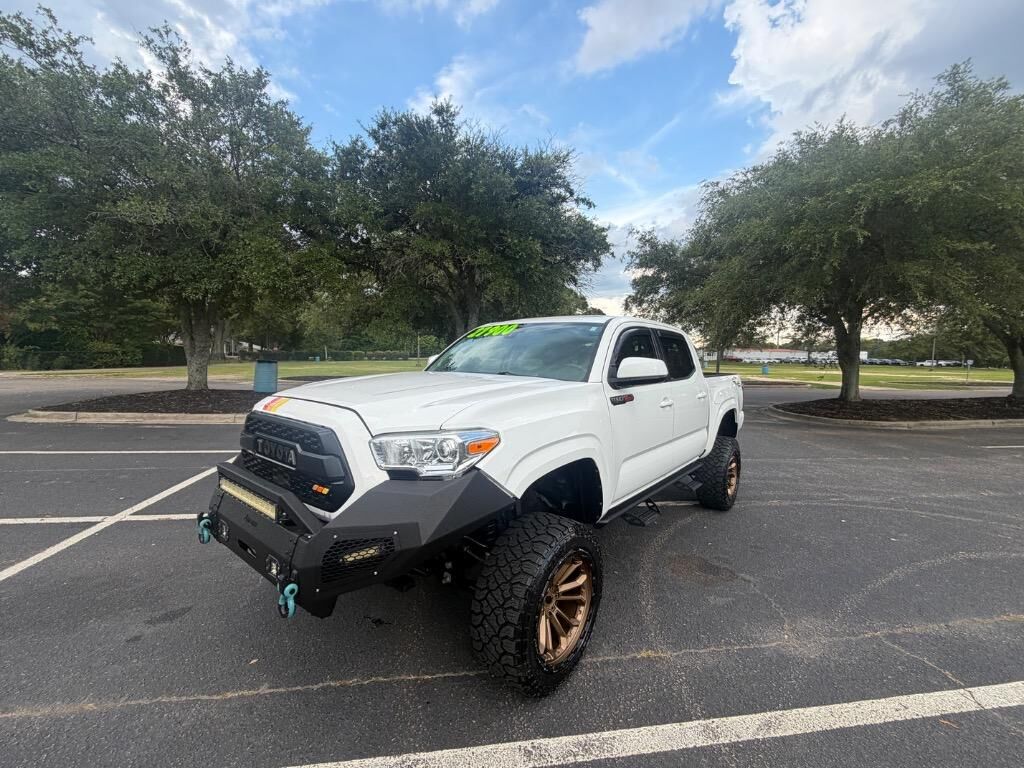 2021 TOYOTA Tacoma