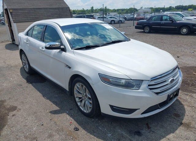 2014 FORD Taurus