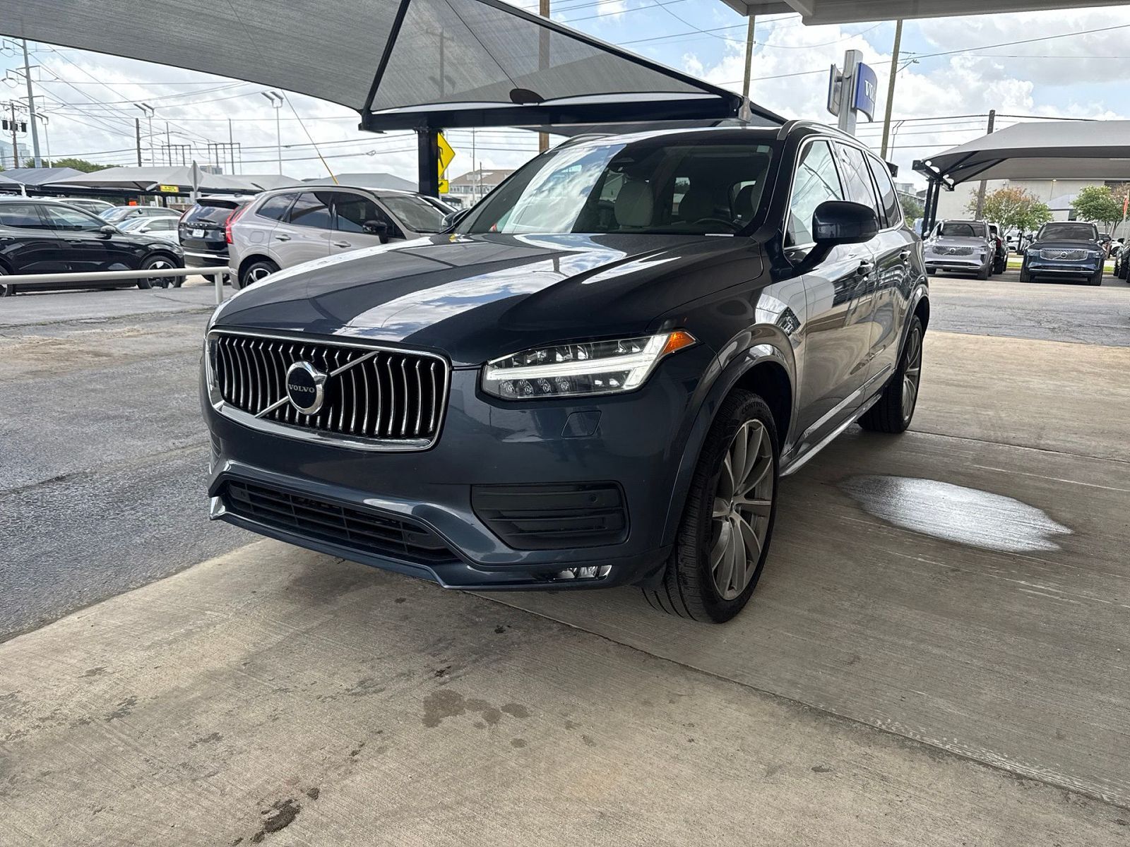 2023 VOLVO XC90