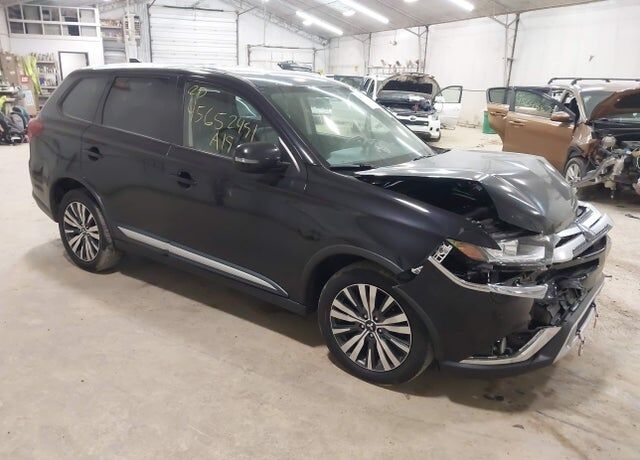 2019 MITSUBISHI Outlander