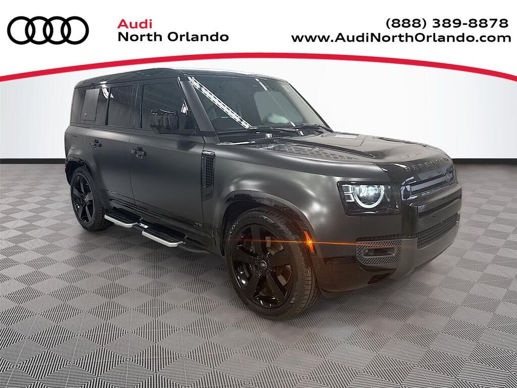 2023 LAND ROVER Defender