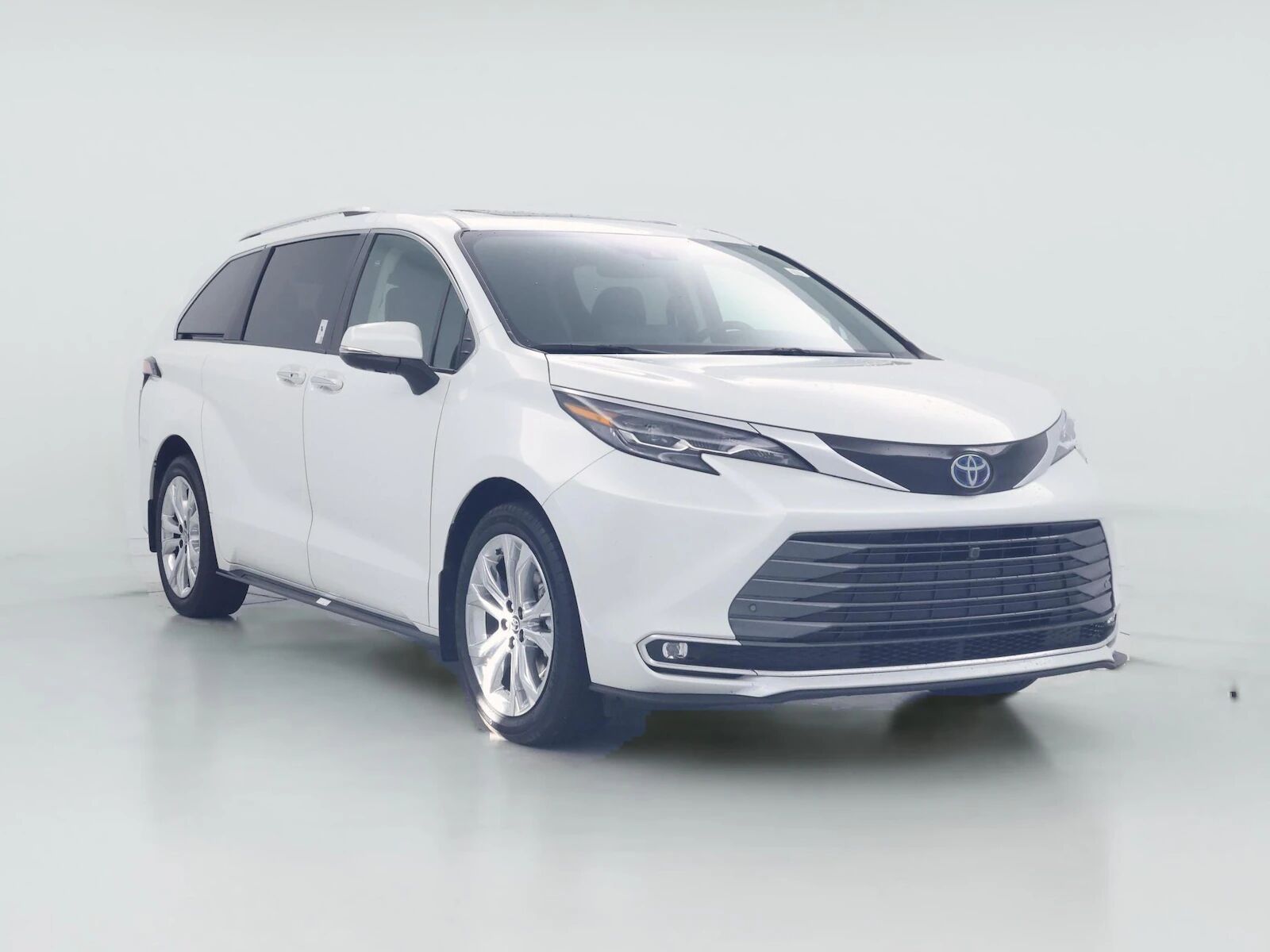 2024 TOYOTA Sienna