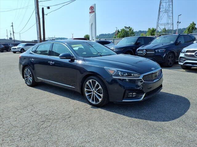 2019 KIA Cadenza
