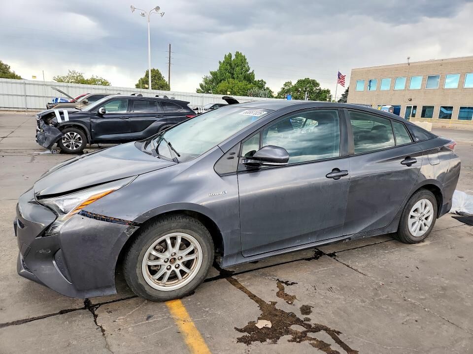 2017 TOYOTA PRIUS