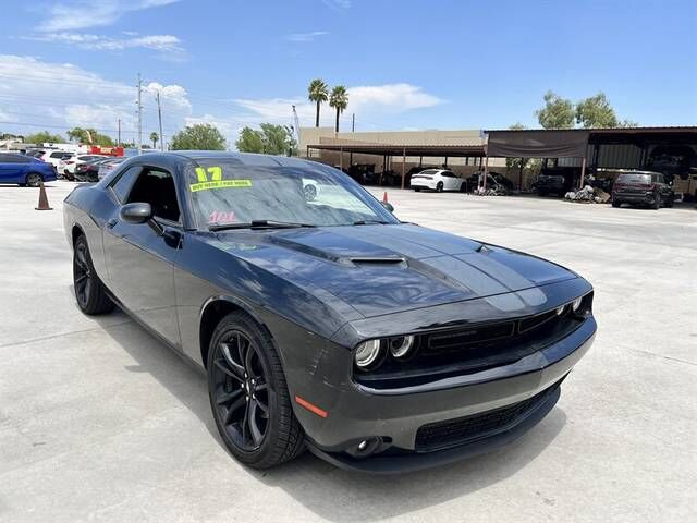 2017 DODGE Challenger