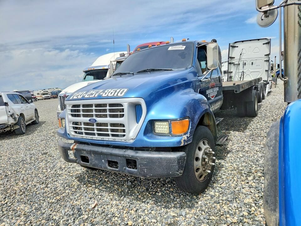 2003 FORD F-650