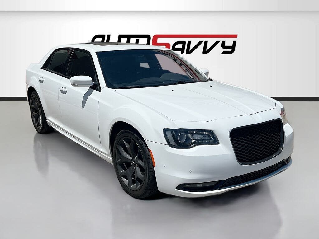 2023 CHRYSLER 300