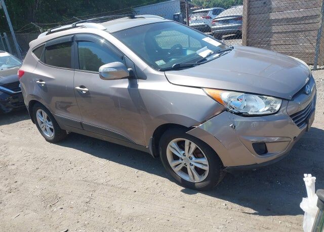 2012 HYUNDAI Tucson