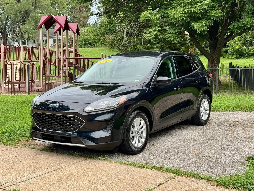 2021 FORD Escape