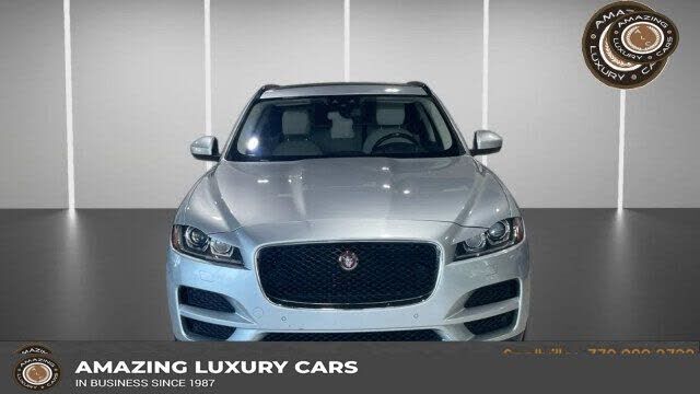 2017 JAGUAR F-Pace