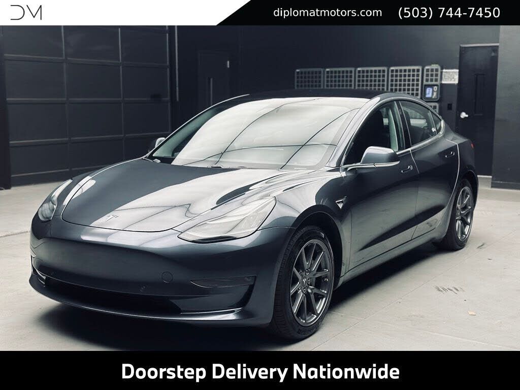 2018 TESLA Model 3