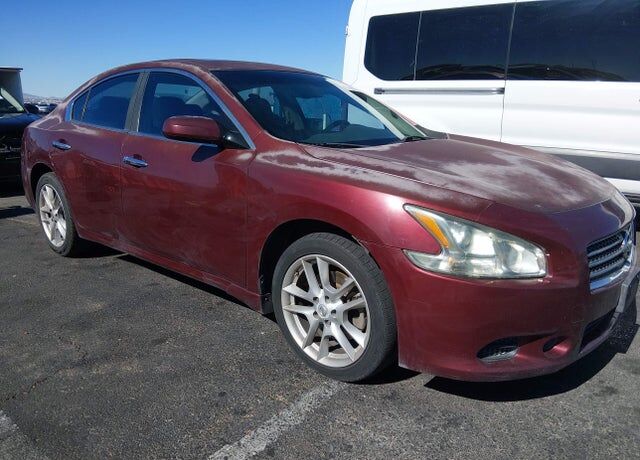 2011 NISSAN Maxima