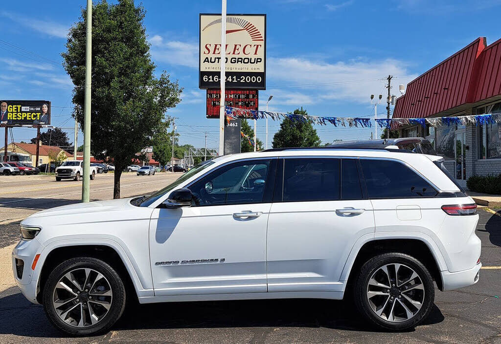 2022 JEEP Grand Cherokee