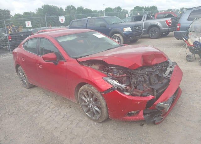 2018 MAZDA Mazda3