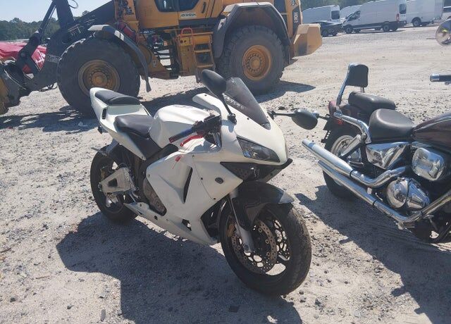 2004 HONDA CB
