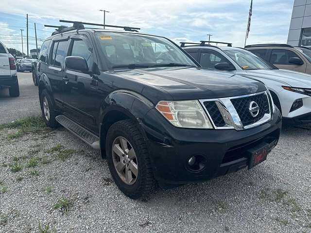2011 NISSAN Pathfinder