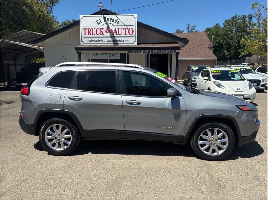2014 JEEP Cherokee