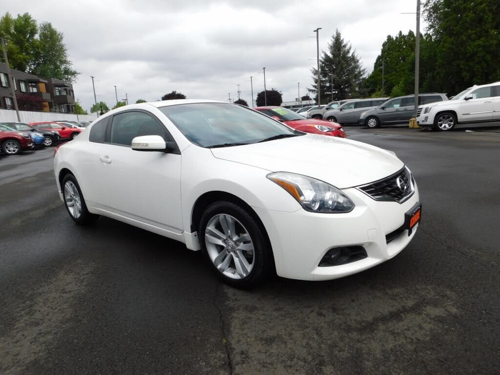 2012 NISSAN Altima