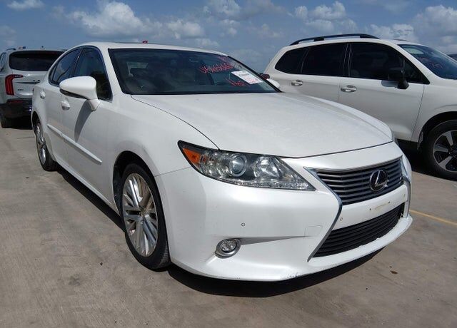 2014 LEXUS ES