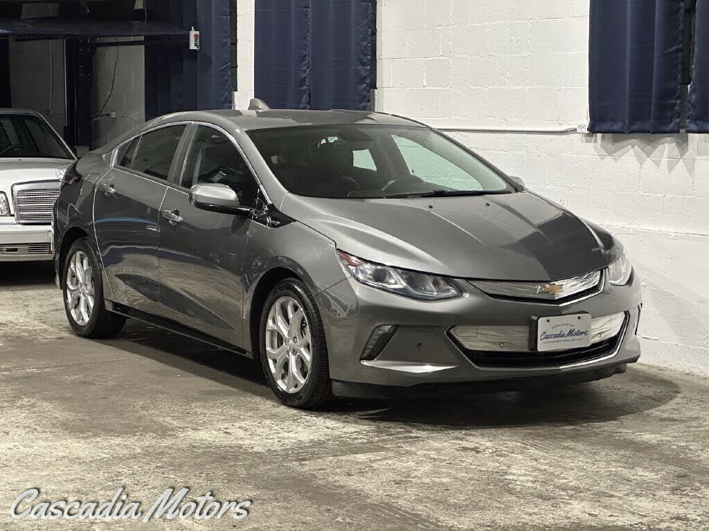 2016 CHEVROLET Volt