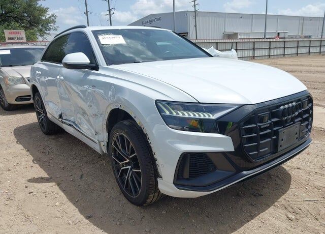 2021 AUDI Q8