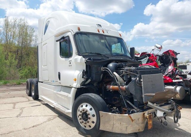 2015 FREIGHTLINER Cascadia