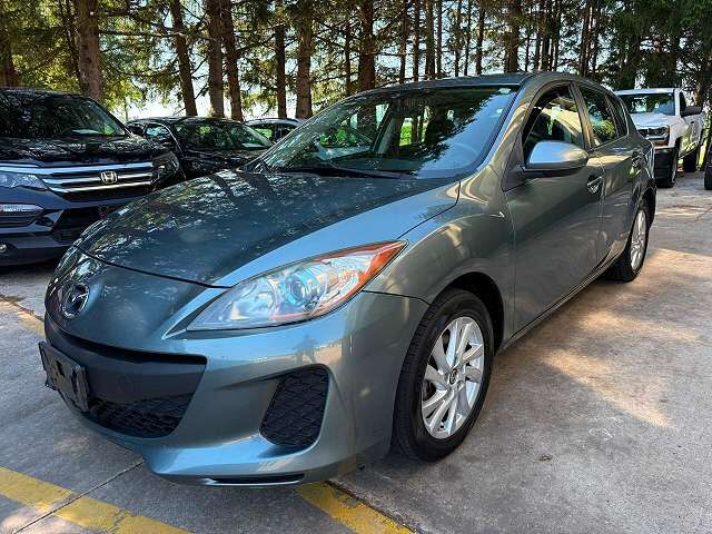 2013 MAZDA Mazda3