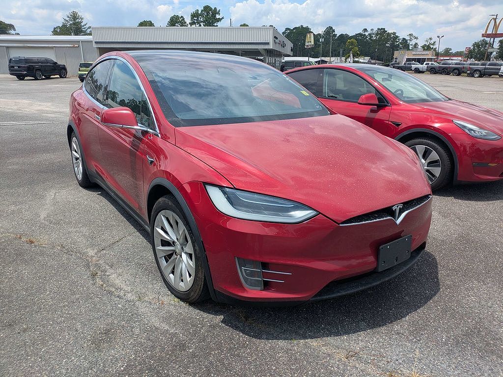 2018 TESLA Model X