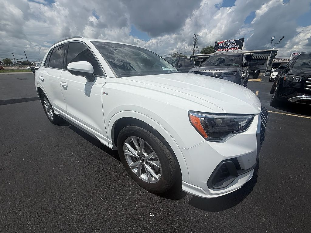 2021 AUDI Q3