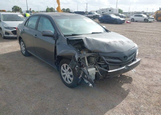 2011 TOYOTA Corolla