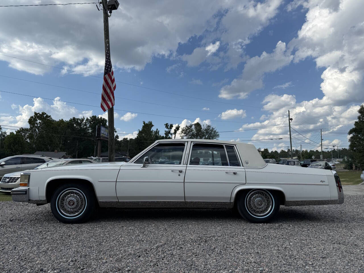 1989 CADILLAC Brougham