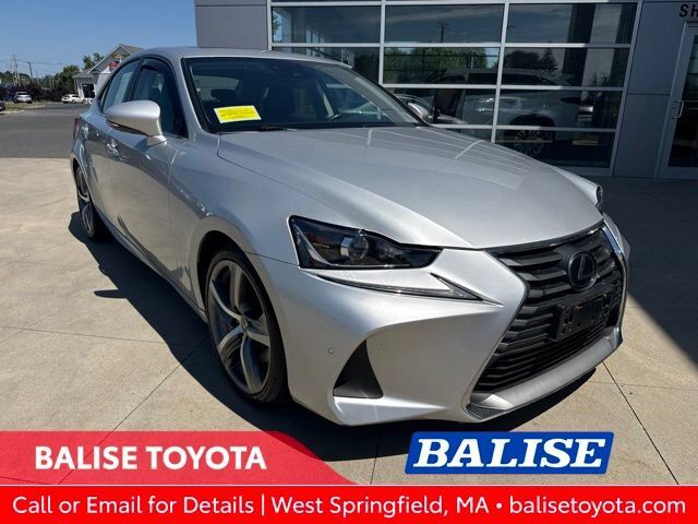 2018 LEXUS IS