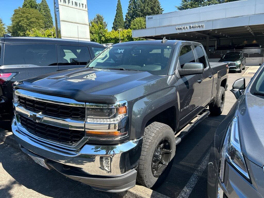 2017 CHEVROLET Silverado