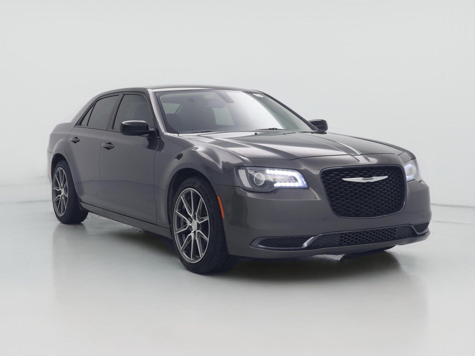 2019 CHRYSLER 300