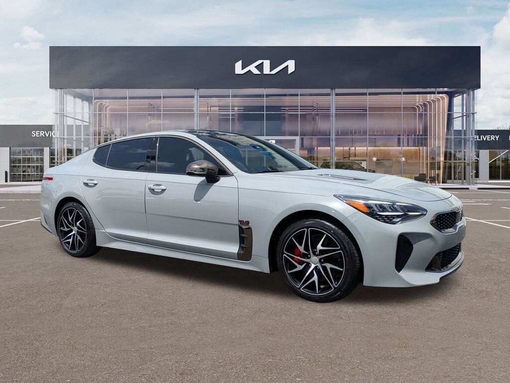 2023 KIA Stinger